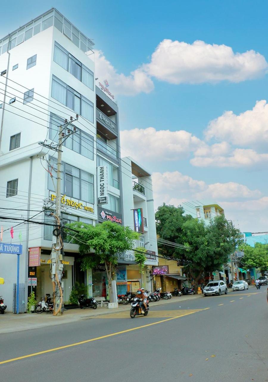 Khach San Pho Ngoc Hotel Nha Trang Exterior photo