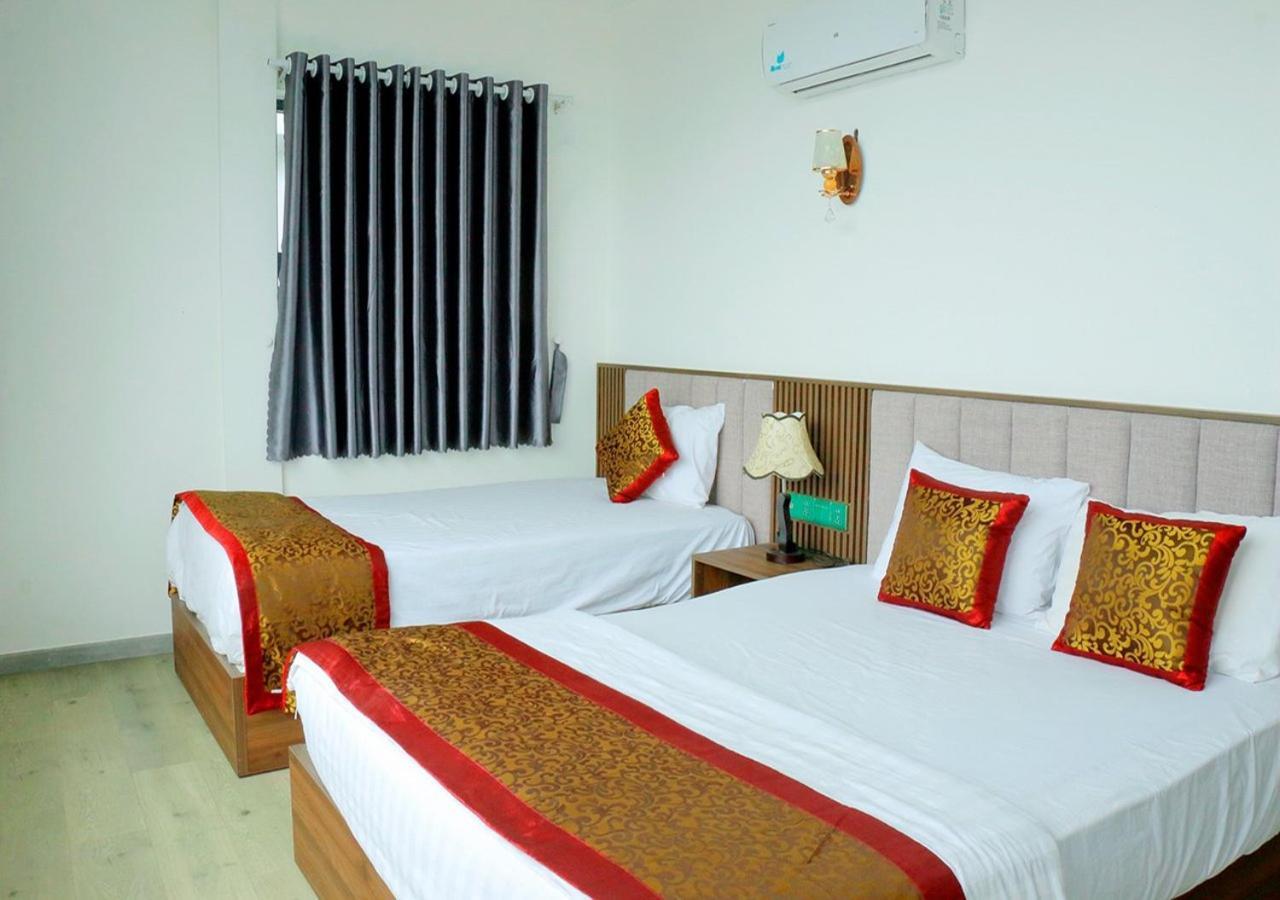 Khach San Pho Ngoc Hotel Nha Trang Exterior photo